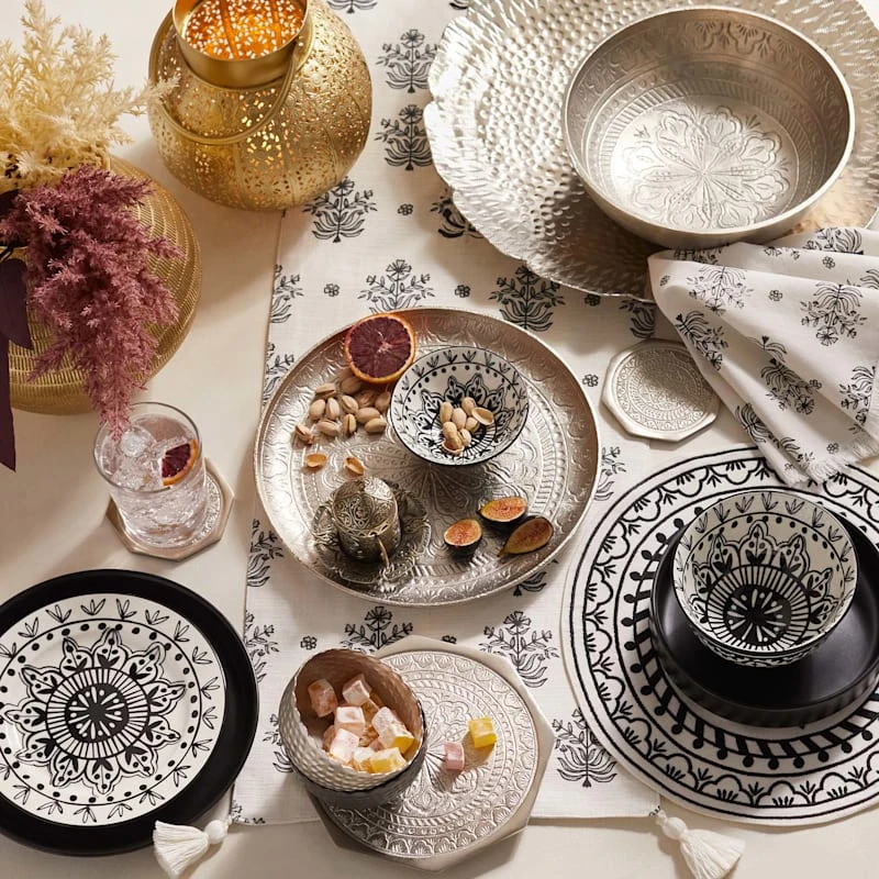 Set Of 4 Embossed Silver Coasters 5 Set Of 4 Embossed Silver Coasters - Image 3